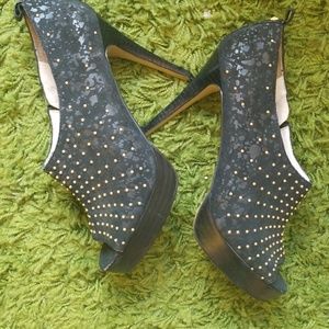 Studded Rachel Roy Keiko ankle booties